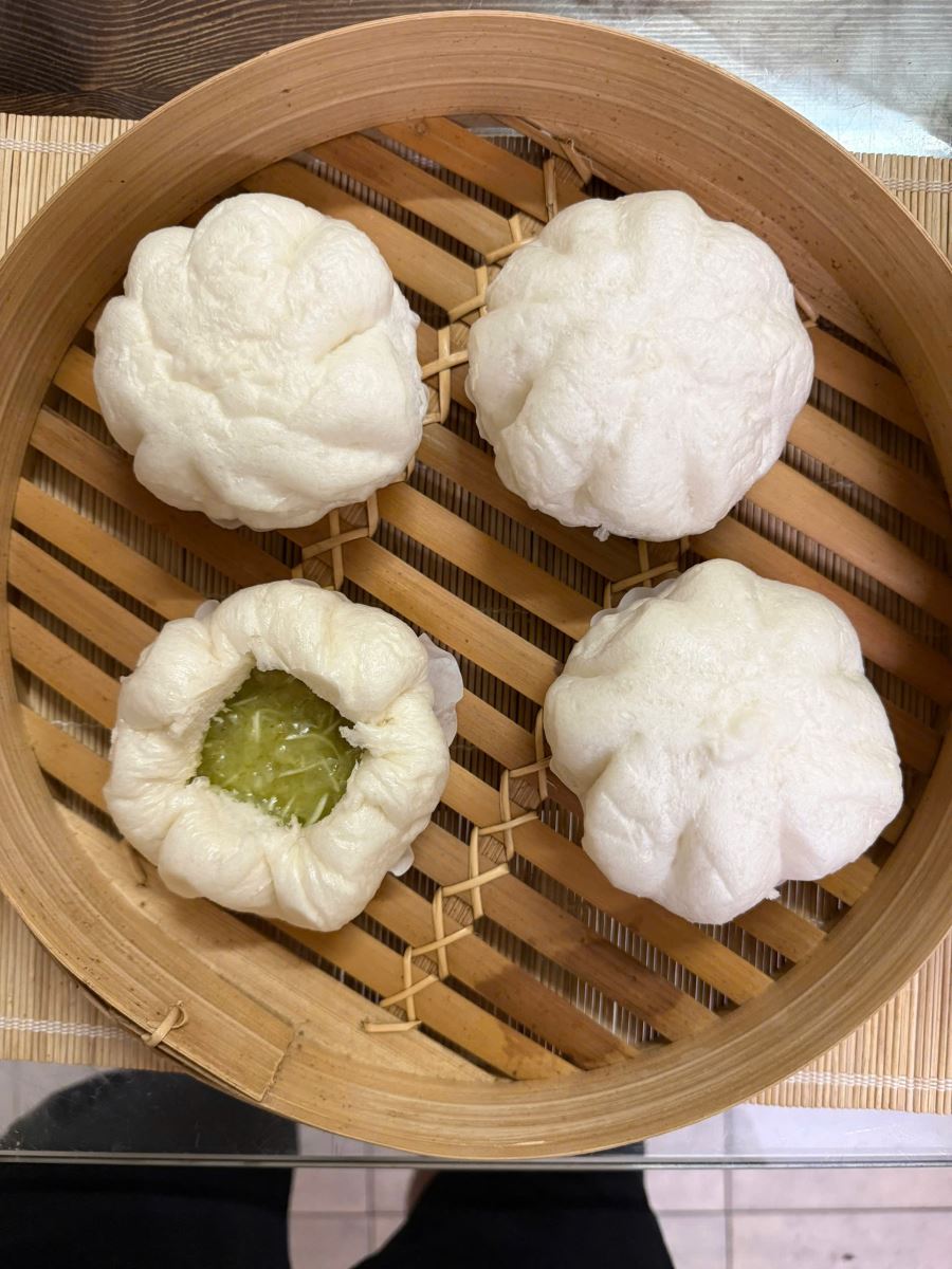 Bánh bao cốm xào<br/>(Hộp 4 cái)